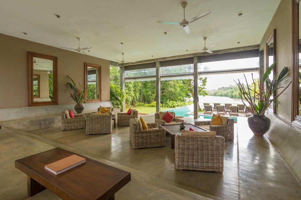 Roman Lake Ayurveda Boutique Resort - Level 1 Certified Ахунгала Екстериор снимка