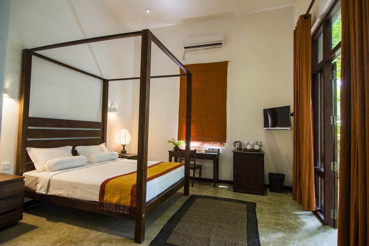 Roman Lake Ayurveda Boutique Resort - Level 1 Certified Ахунгала Екстериор снимка